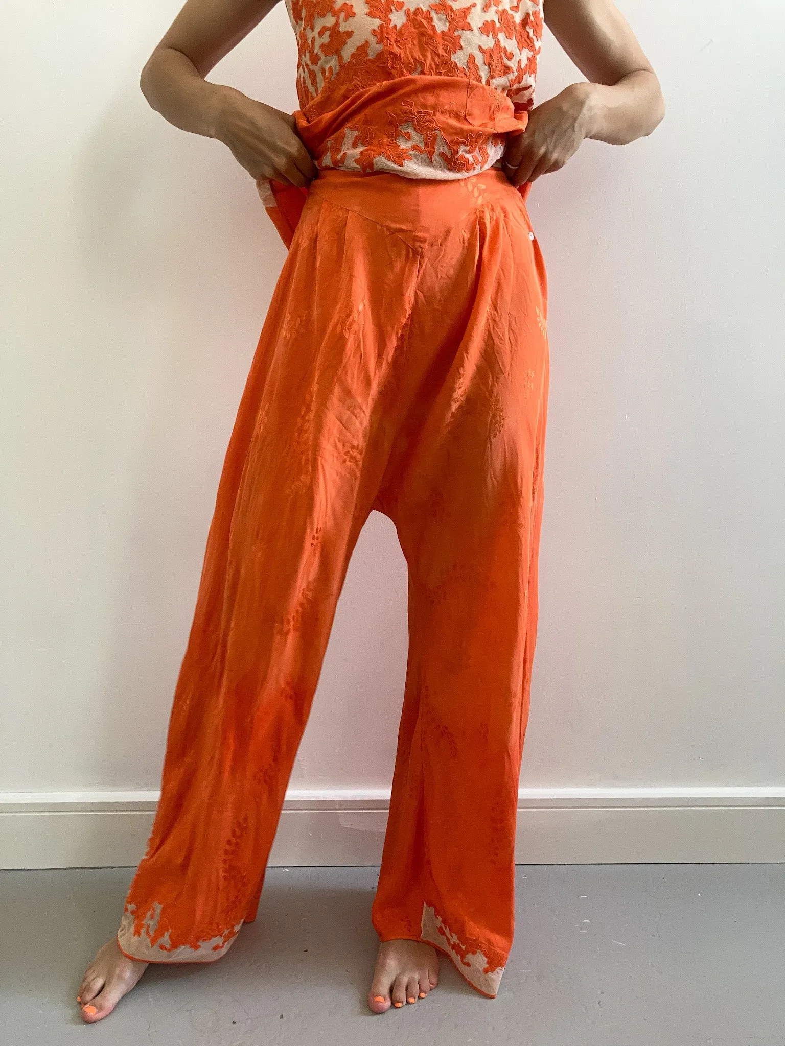 1930s Silk & Floral Lace Dyed Pyjama Set - Sunset