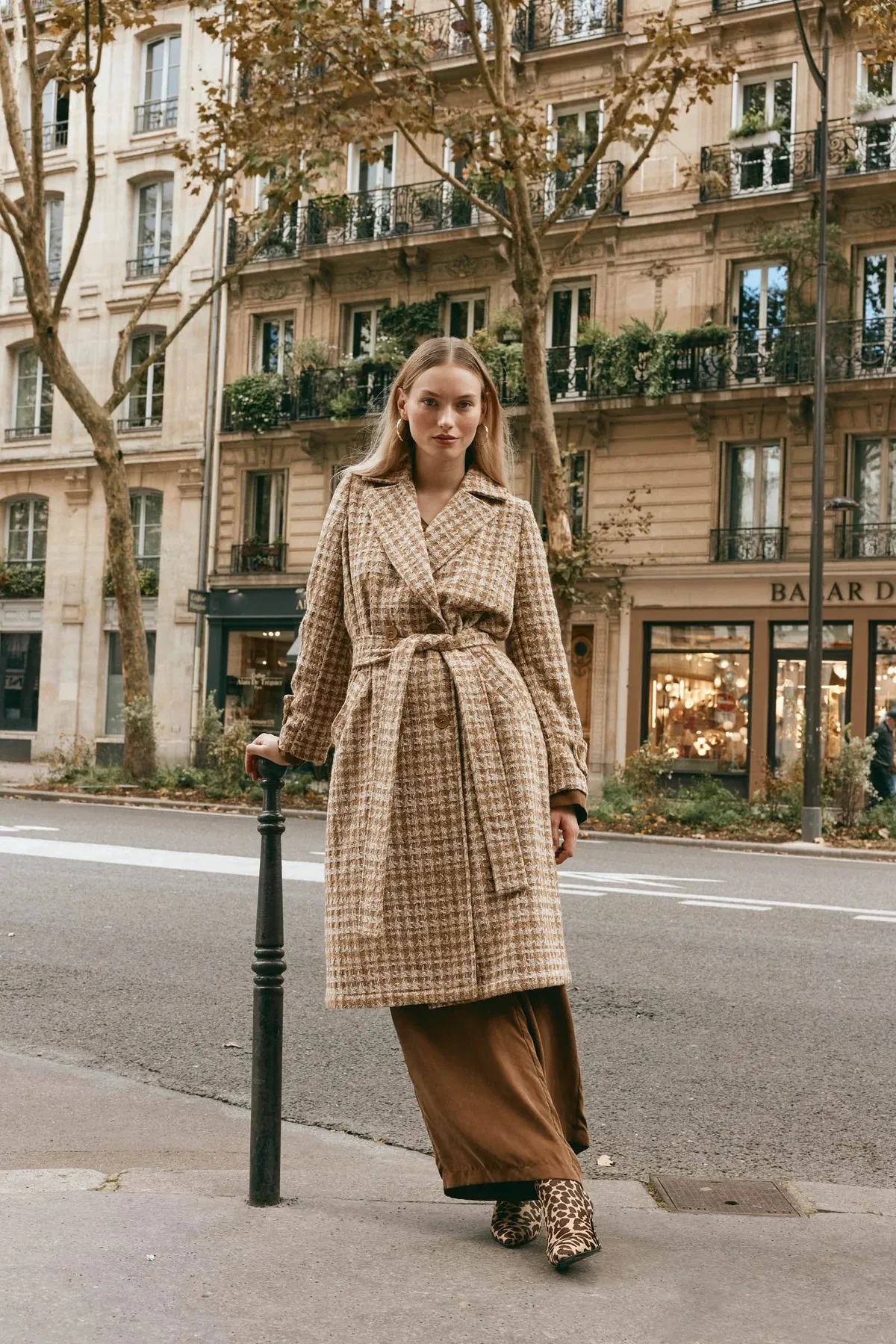 AMAN COAT - TOBACCO