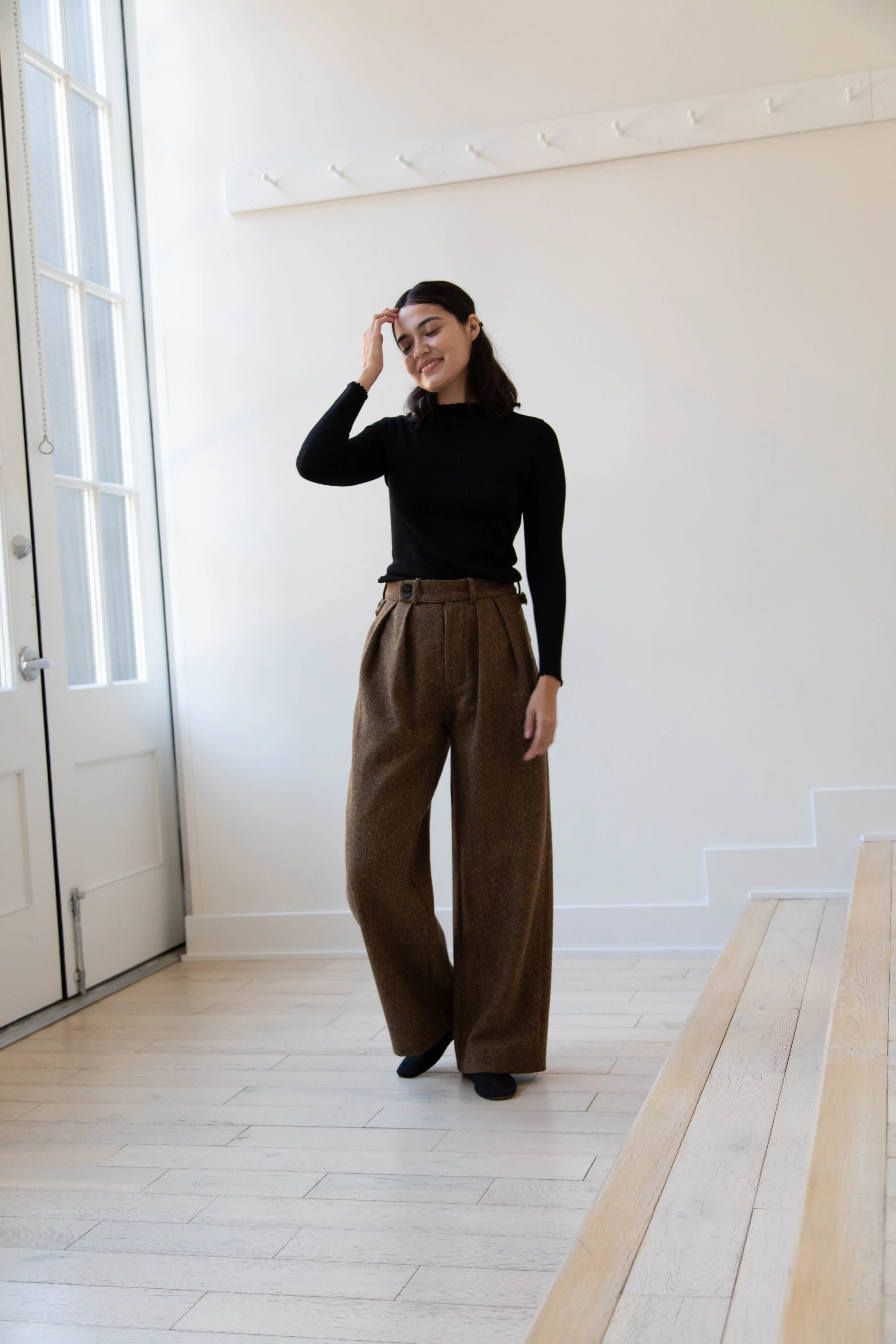 Seventyfive | Pleated Trouser in Donegal Herringbone